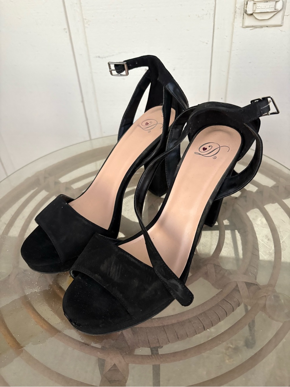 Derek Heart Black Suede Open-Toe Block Heel Sandals